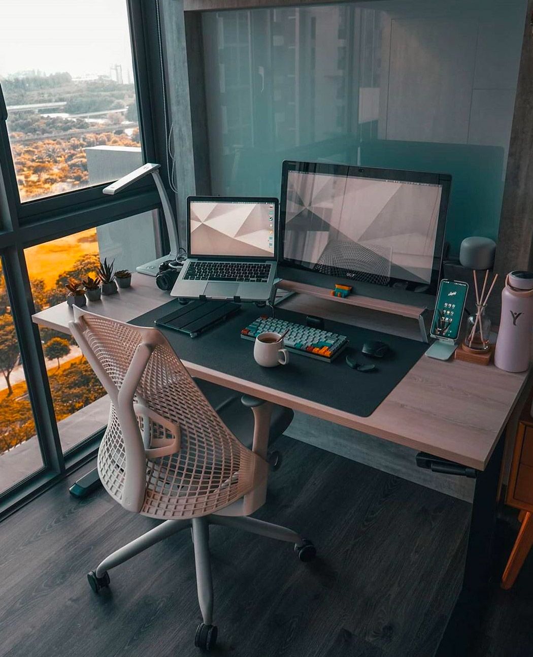 Desk Setups with minimal designs to increase your work from home productivity: Part 2